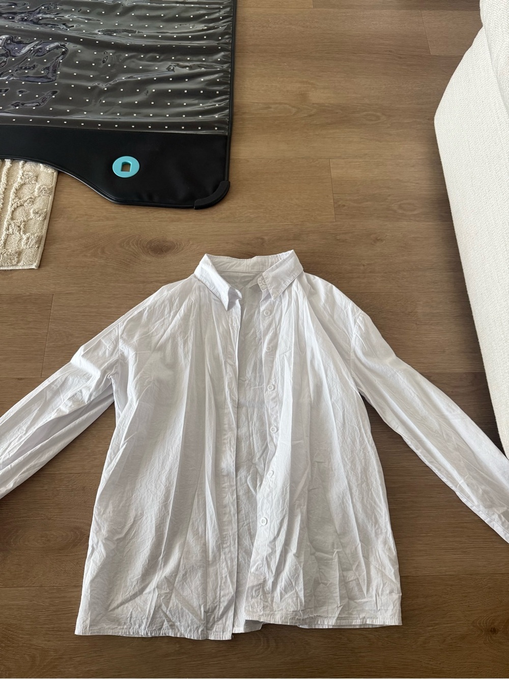 Amazon White Button Down Shirt - Women's
